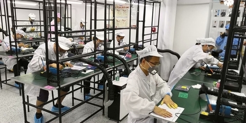 80名“工匠”競逐“烽火通信杯”焊接技能大賽，武漢職業技術學院電信學子勇奪桂冠